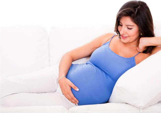 Cách phòng ngừa táo bón cho bà mẹ khi mang thai
