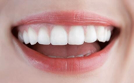 axit oleanolic trong nho khô giúp chống sâu răng hiệu quả