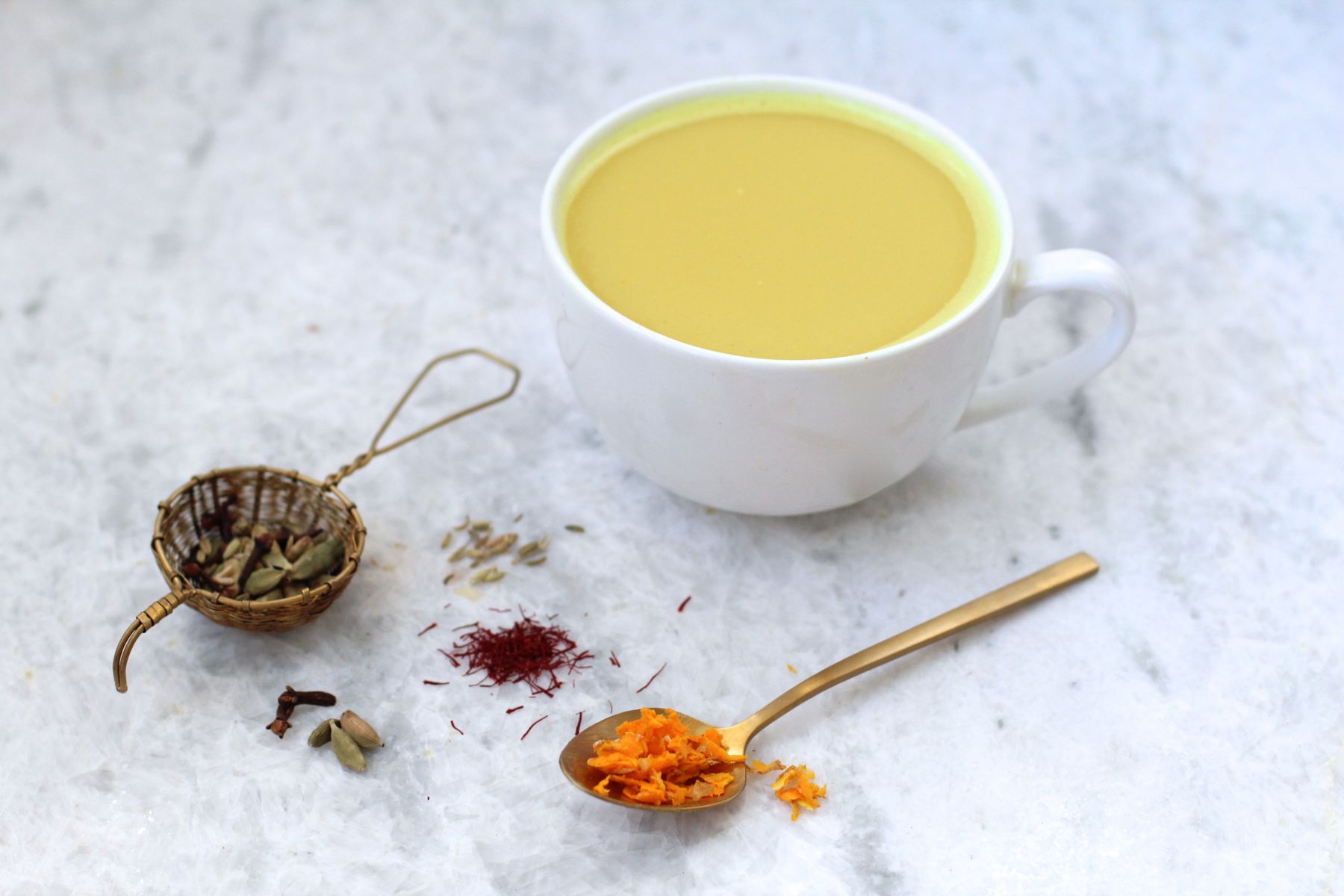 Những lợi ích sức khỏe của trà nghệ tây là gì?